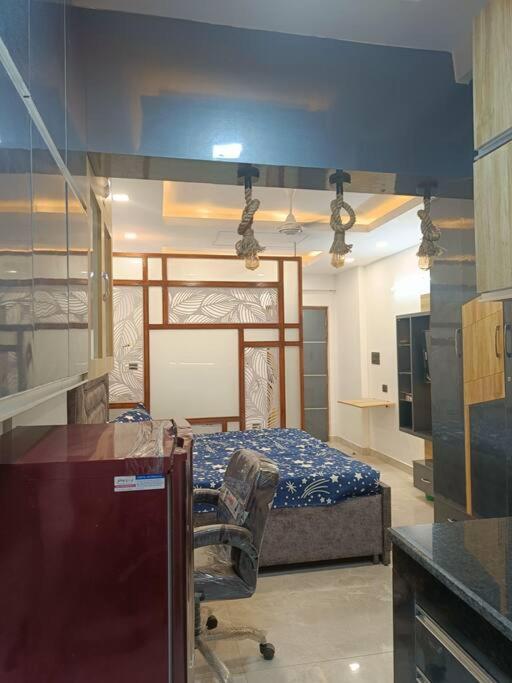 Bnbbuddy Executive In West Delhi 720 Apartment *